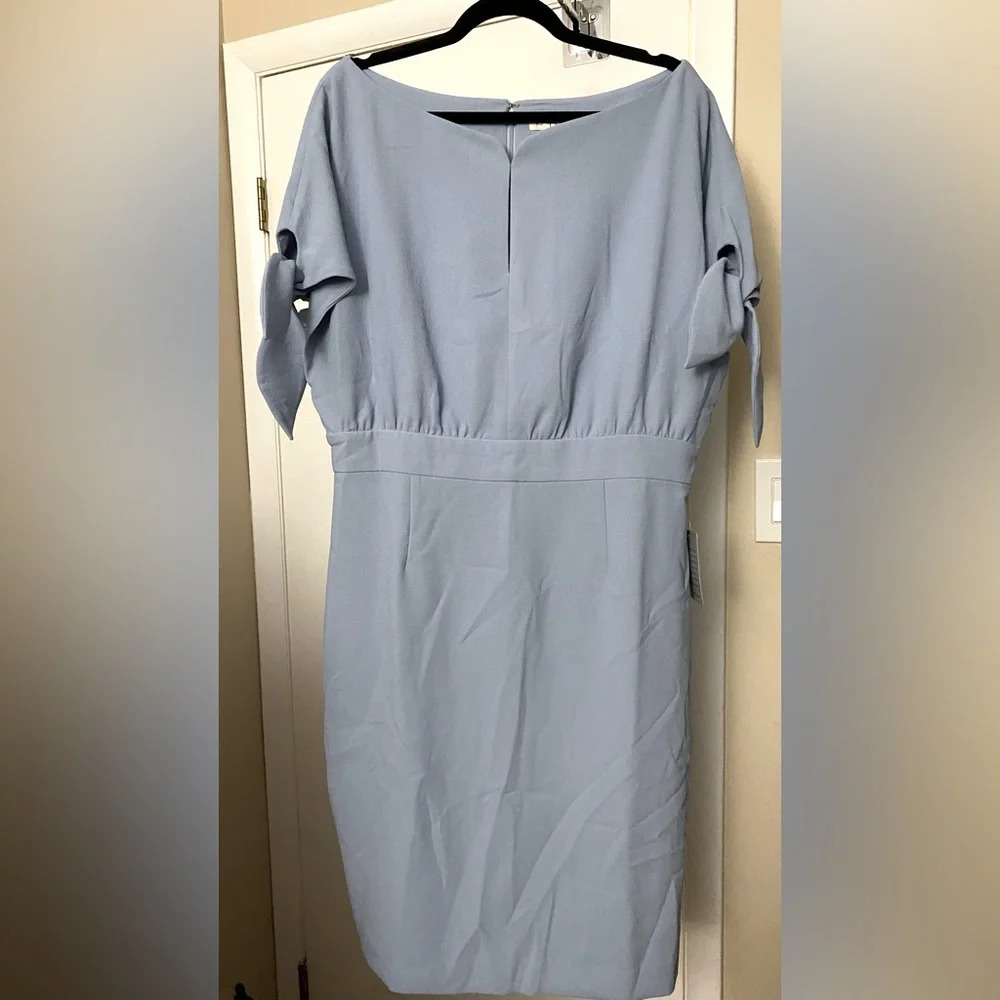 Light Blue Tie-Sleeve Sheath Dress - Picture 7 of 11